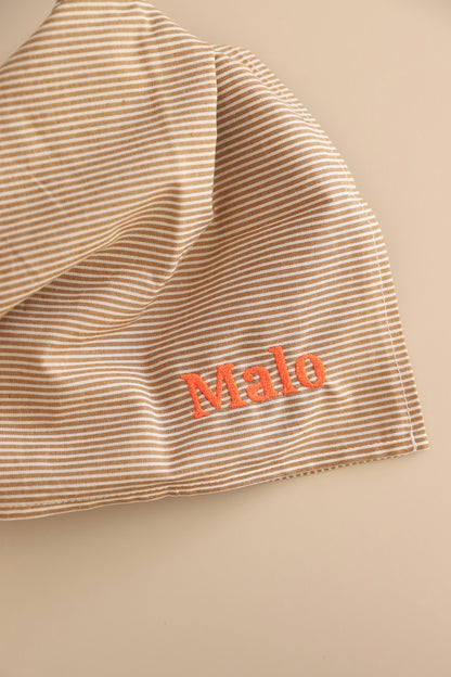 Foulard brodé