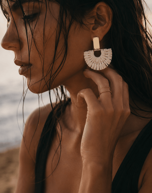 Boucles CAPRI - Raphia crème et plaqué or
