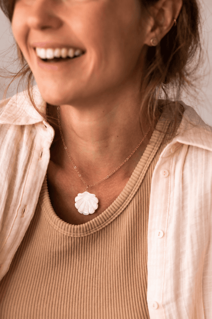 Collier Saint-Jacques - Pendentif coquillage en nacre - LPC